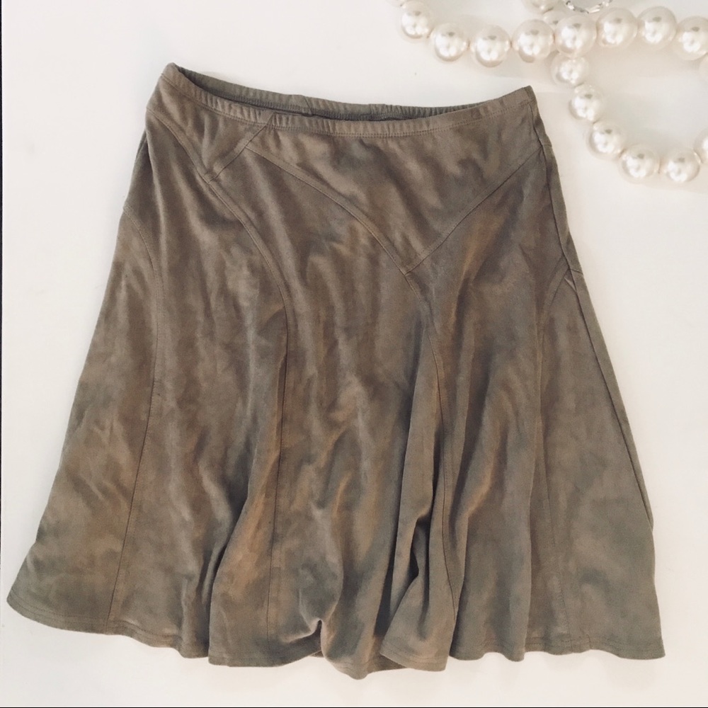 L A P I S Faux Suede Skirt